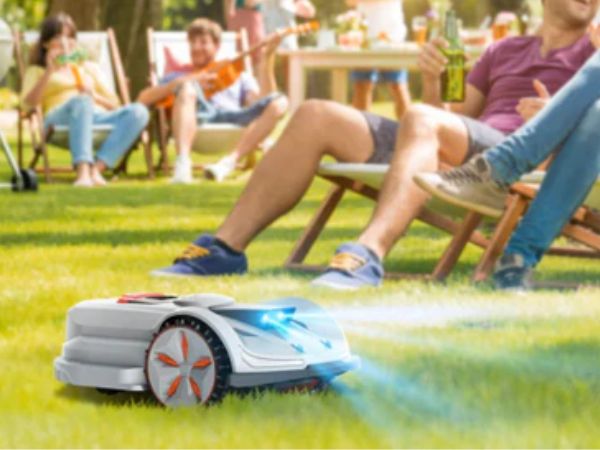 Exploring the Latest Innovations in Automatic Lawn Mower Technology