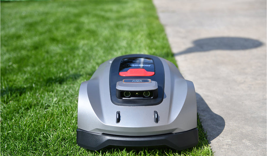 Sunseeker X3 Plus robot mower