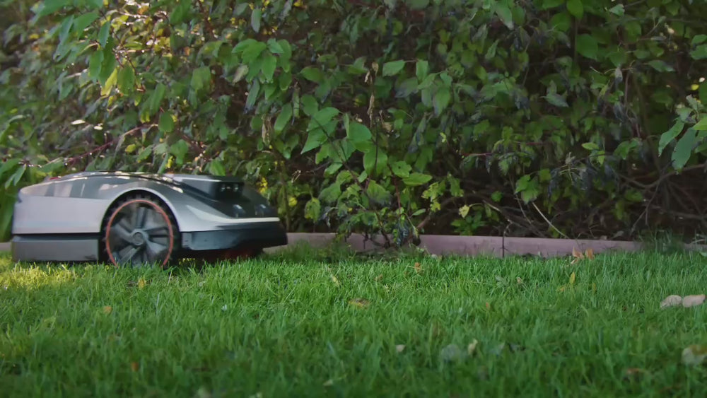 Sunseeker X5 AWD Robot Lawn Mower | 0.5 Acre, Wire-Free – SUNSEEKER Tech